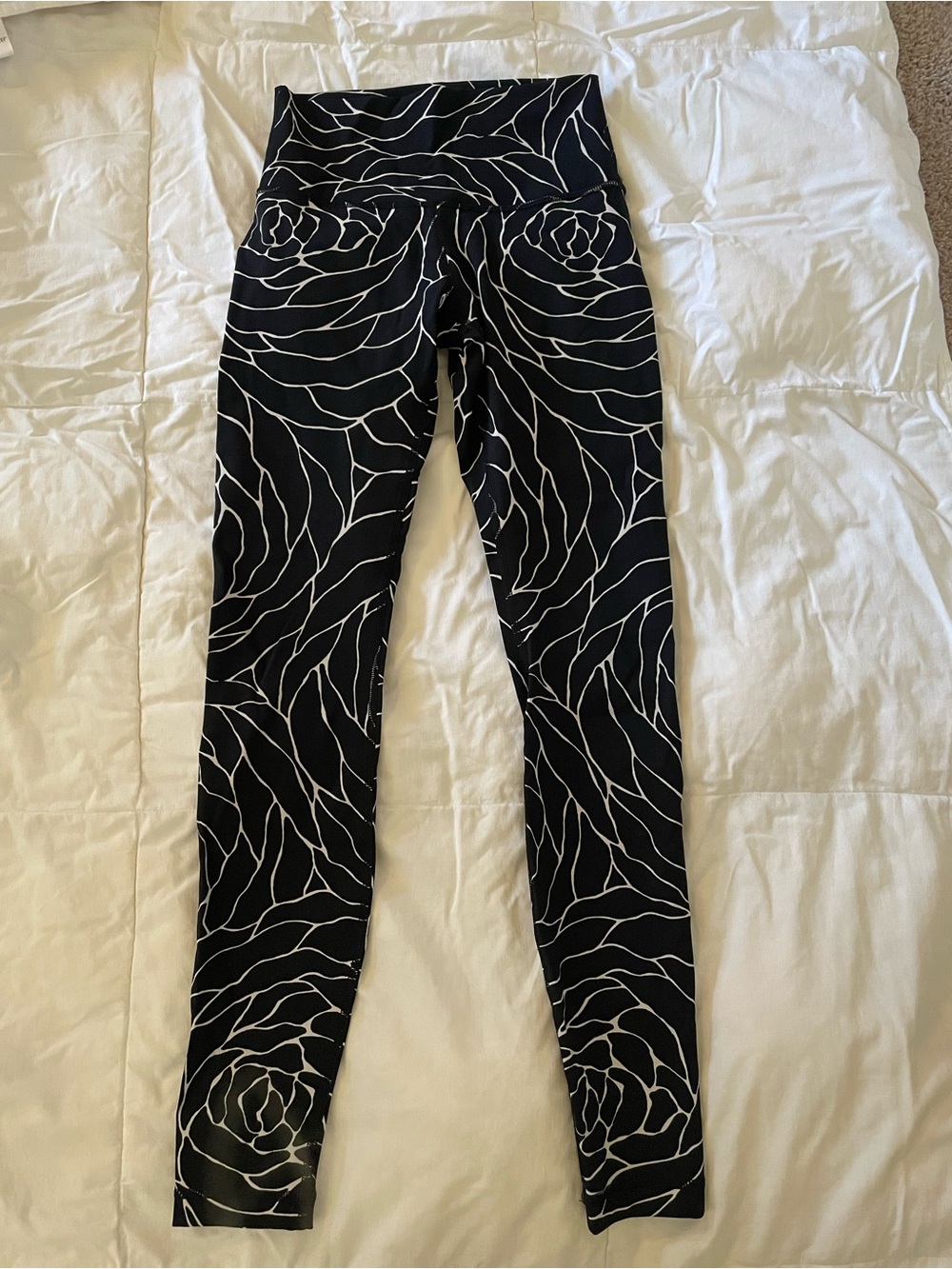 Lululemon Align Leggings with black and white rose print